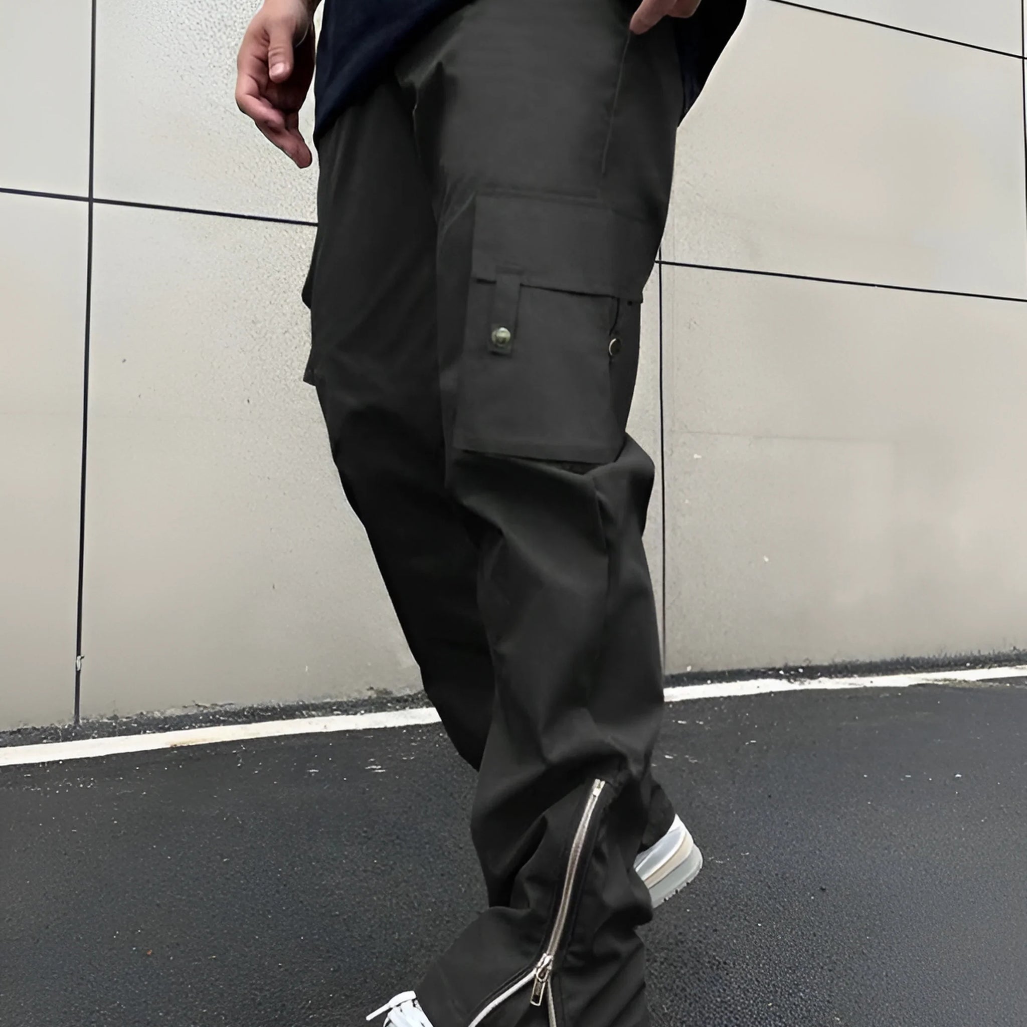 Men New Flap Button Pocket Cargo Pant / Trouser