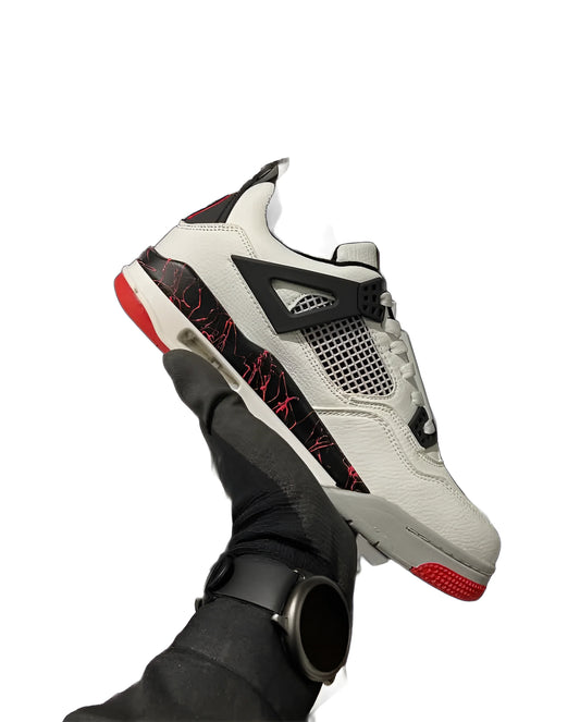 AIR JORDAN 4 - Retro - White with Red