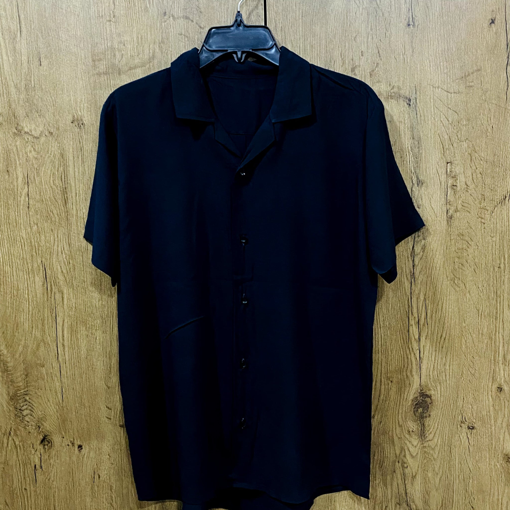 Men's Casual Solid Black Color Shirt.