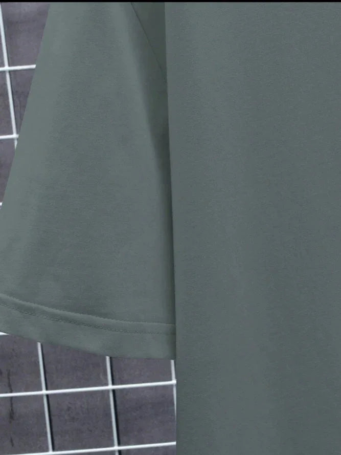 Men's Basic Solid Color T-Shirts.