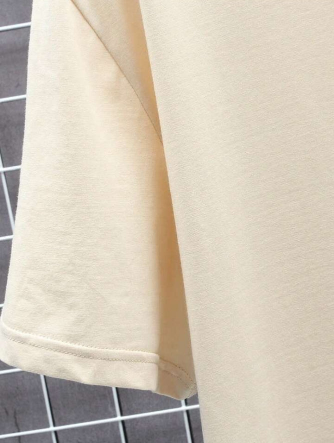 Men's Letter Printed Round Neck Drop Shoulder.