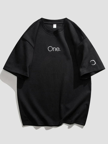 Men's One Letter Printed Round Neck Drop Shoulder.